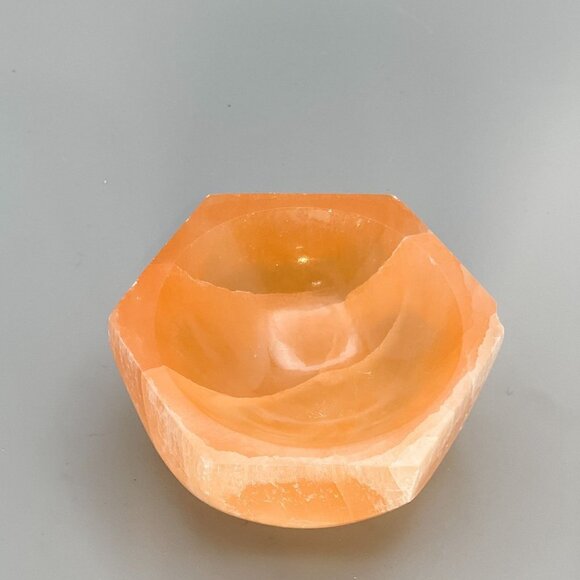 Orange Selenite Crystal Hexagon Bowl Peach Selenite Red Selenite Stone 3 inch - Picture 4 of 10